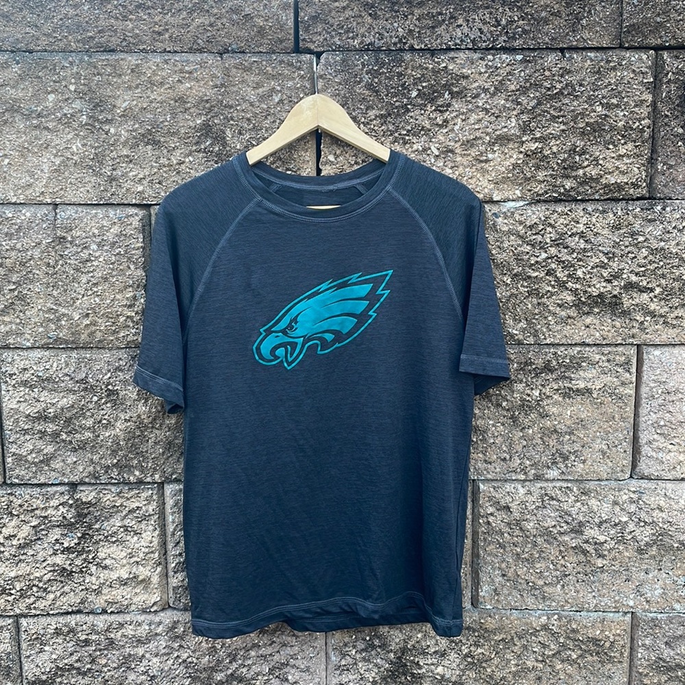 NFL Philadelphia Eagles Team Apparel Shirt- Men’s Medium